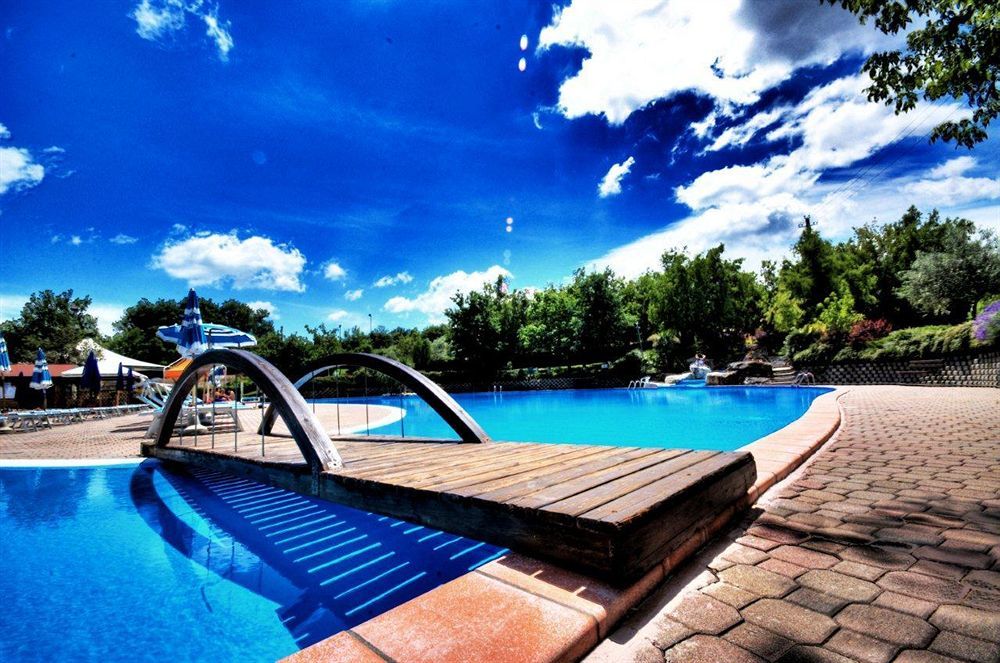 Lodge Holidays - Glamping San Marino Exterior photo